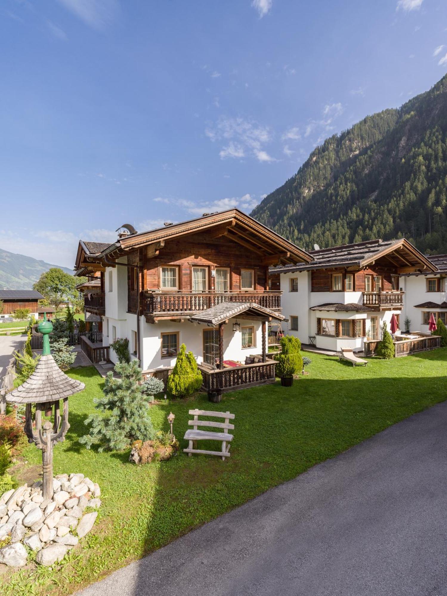 S'Dorfl Chalets Vila Mayrhofen Exterior foto