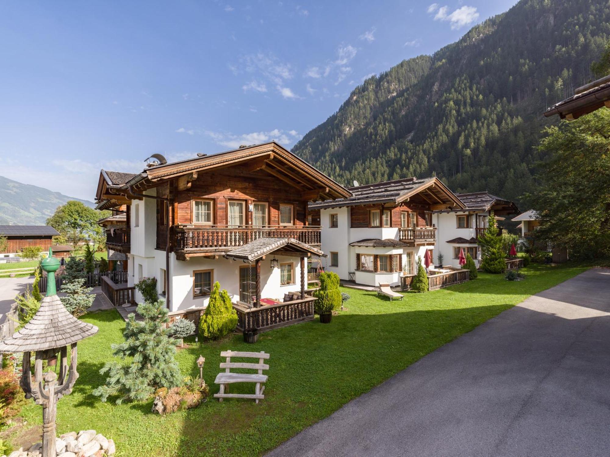 S'Dorfl Chalets Vila Mayrhofen Exterior foto